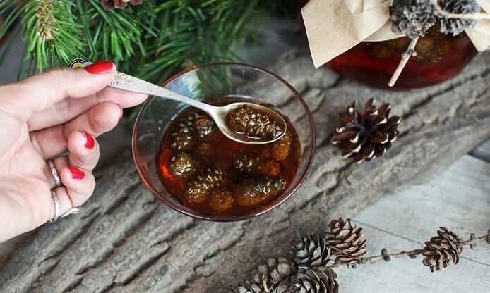 Тинктура врз основа на борови пупки за третман на цервикална остеохондроза дома